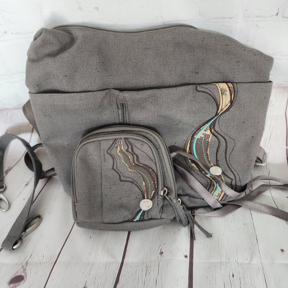 Haiku Amble Hobo Bag and Matching Aspire Folio